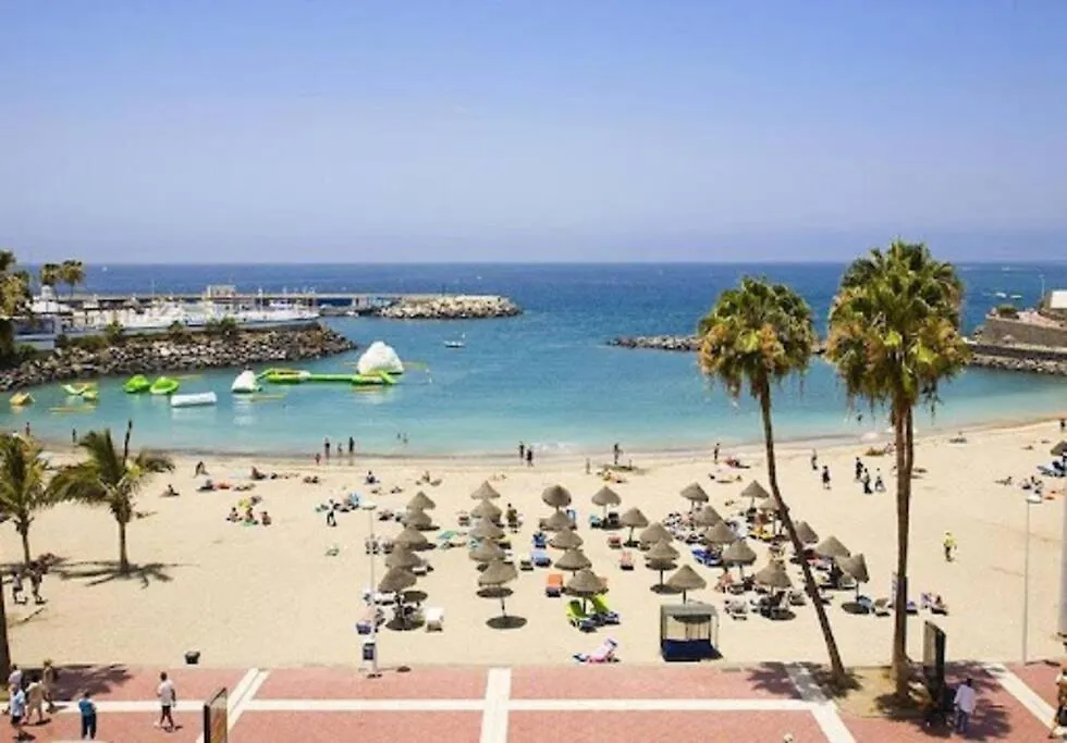 Comfortable Centrally Located Apartment Playa Feñabe